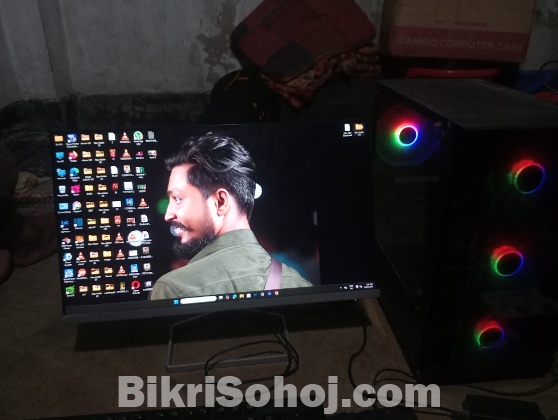 Desktop computer